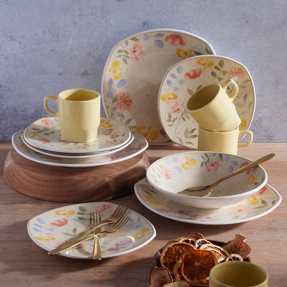 Vajilla Alisa Corona 20 piezas con diseño floral multicolor