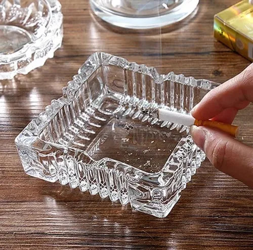 Cenicero cuadrado en vidrio diseño líneas 10 cm