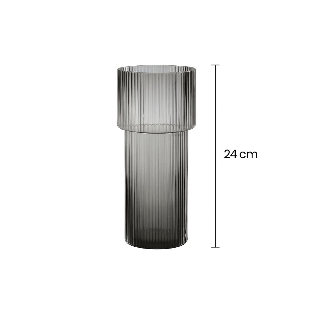 Florero Cristal Tipo Vaso Líneas Verticales Verde Oliva medidas pequeño