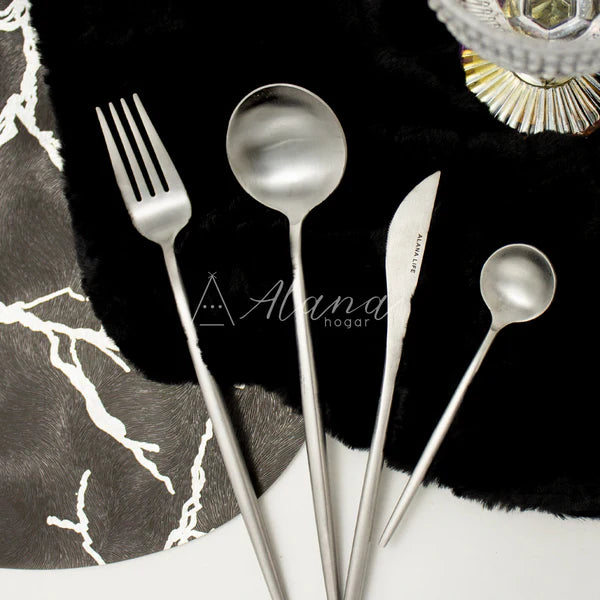 Set 24 Piezas Cubiertos En Acero Inoxidable Montevideo Plata Alimentos